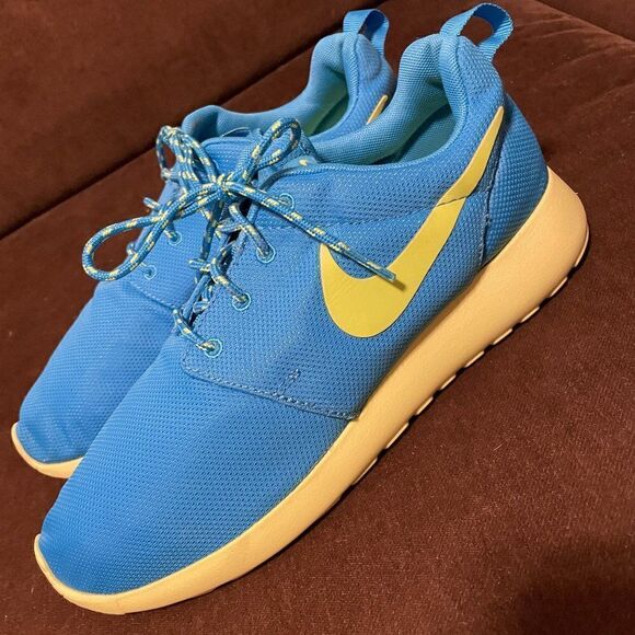 Excellent Condition Nike Roshe Run Blue Sail Yellow Womrns 9 US 40.5 EUR - Picture 3 of 7